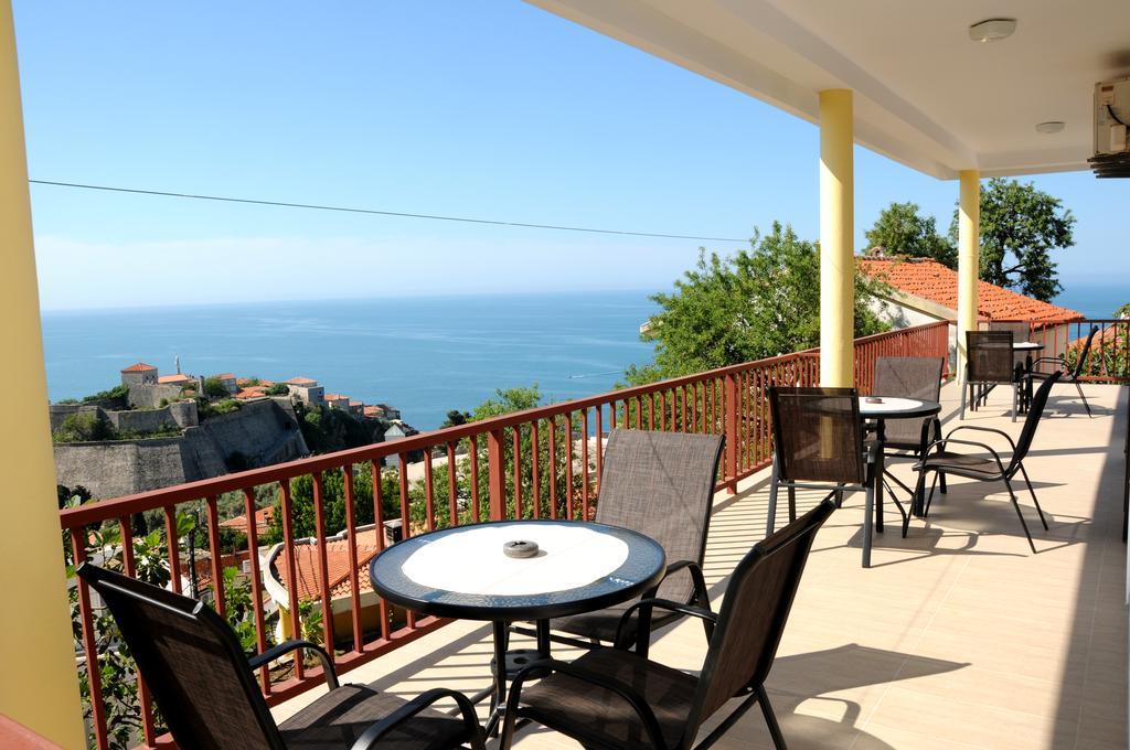 Guest House Smajlaga Улцин Екстериор снимка