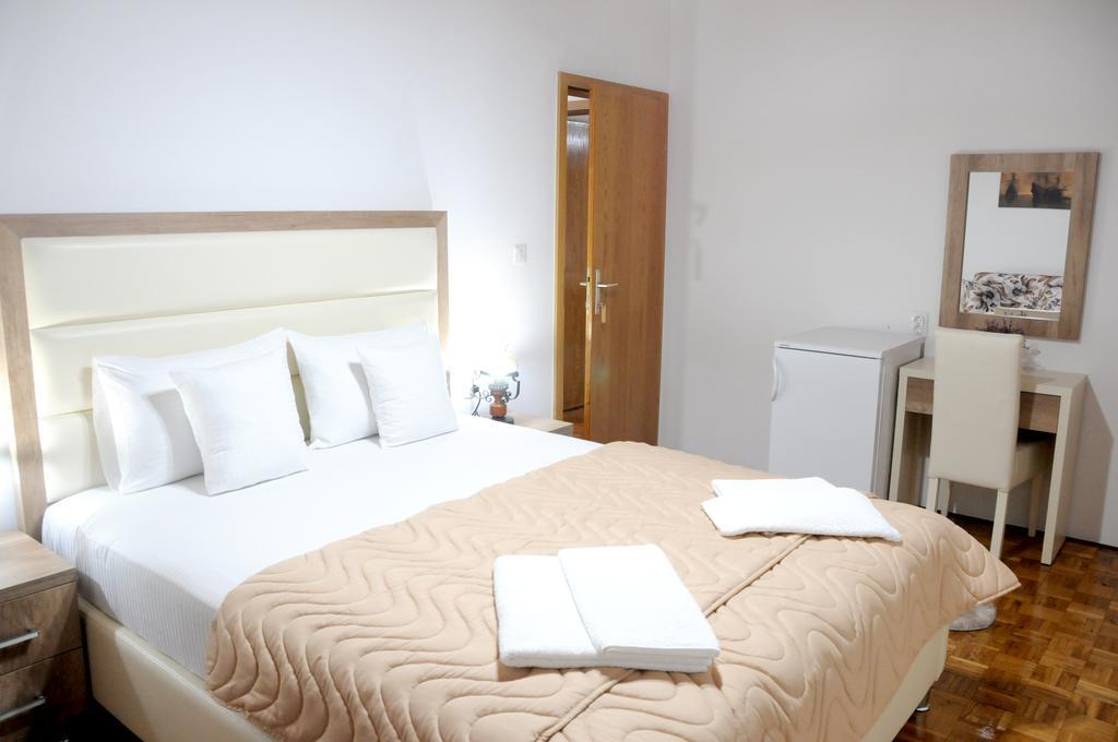 Guest House Smajlaga Улцин Екстериор снимка